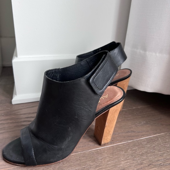 Aldo shoes - size 7.5 - Picture 3 of 5